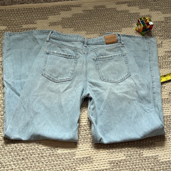 Hollister high waisted jeans - Picture 5 of 6